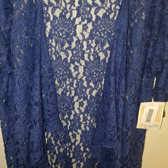 nwt Lularoe Small Monroe lace open front kimono - Picture 2 of 5